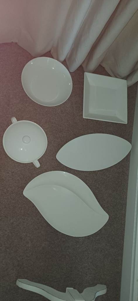 Serving Dishes White Maxwell Williams