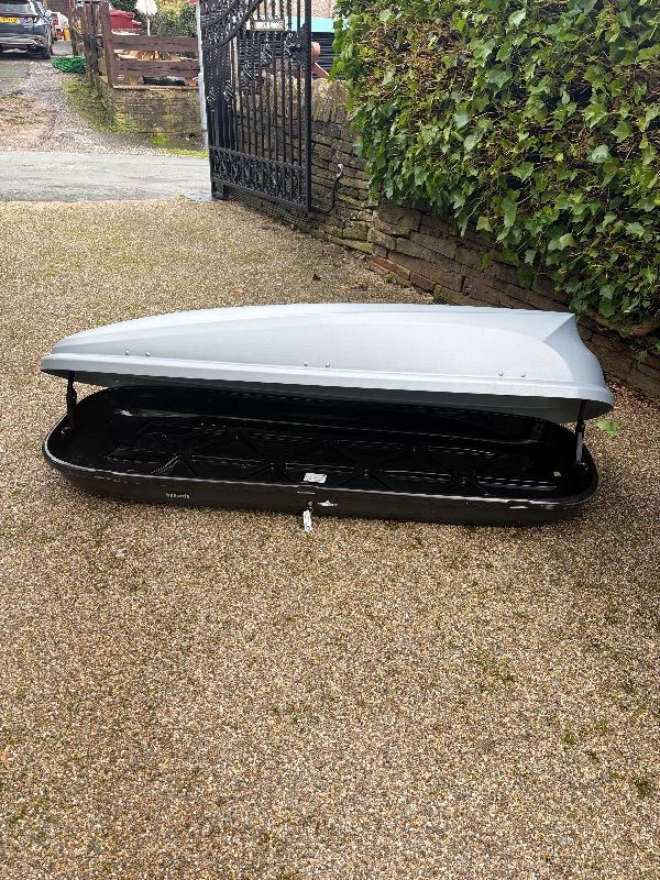 Halfords Roof Box