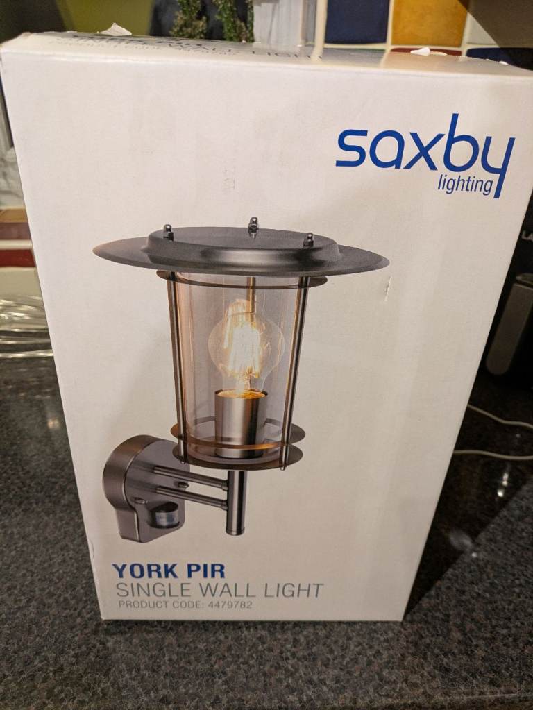 Saxby York PIR outside light brand new