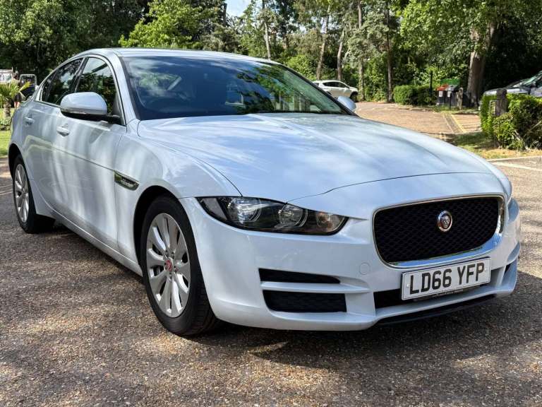 2016 Jaguar XE 2.0 XE Prestige D 4dr Saloon Diesel Manual