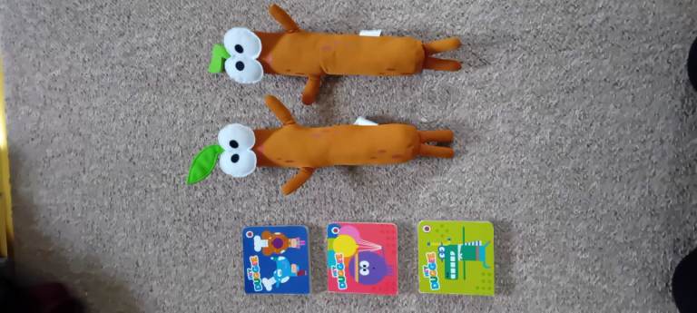 Hey Duggee Singing Sticks And Books