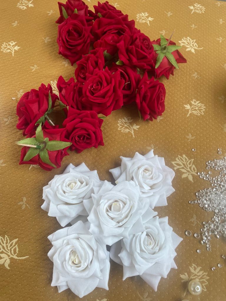 Wedding accessories and decorations 