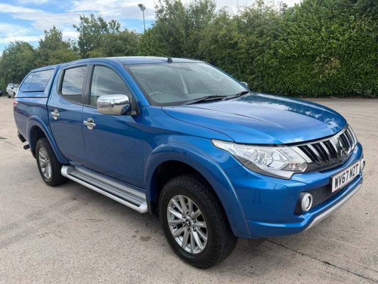 2017 Mitsubishi L200 2.4 DI-D DC Barbarian Pickup Double Cab 4dr Diesel Manual 4WD Euro 6 (178 p ...