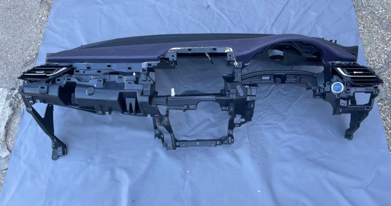 TOYOTA C-HR 2016-2019 Bare Purple Dashboard