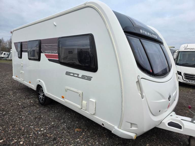 2012 STERLING ECCLES MOONSTONE 4 BERTH CARAVAN 