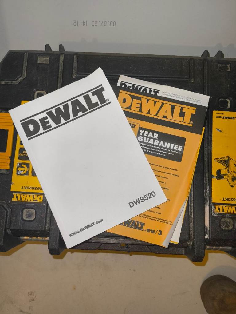 DeWalt DWS520KT 165MM plunge tool 1300 w. 110V with carry case. No guide rail