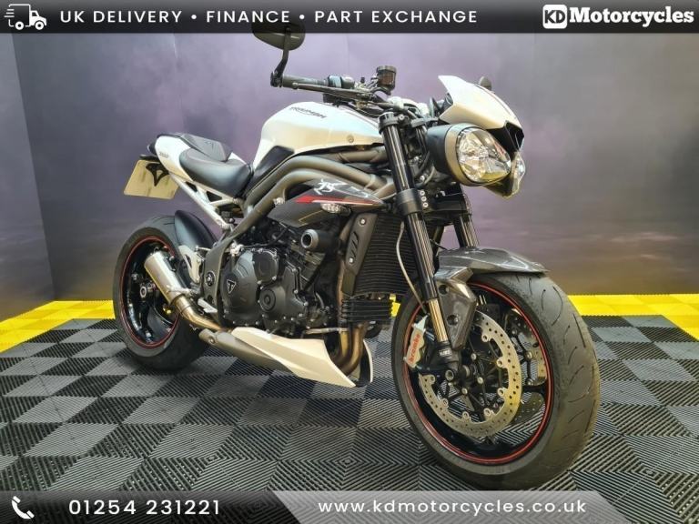 Triumph Speed Triple RS 1050 2019 Low Miles
