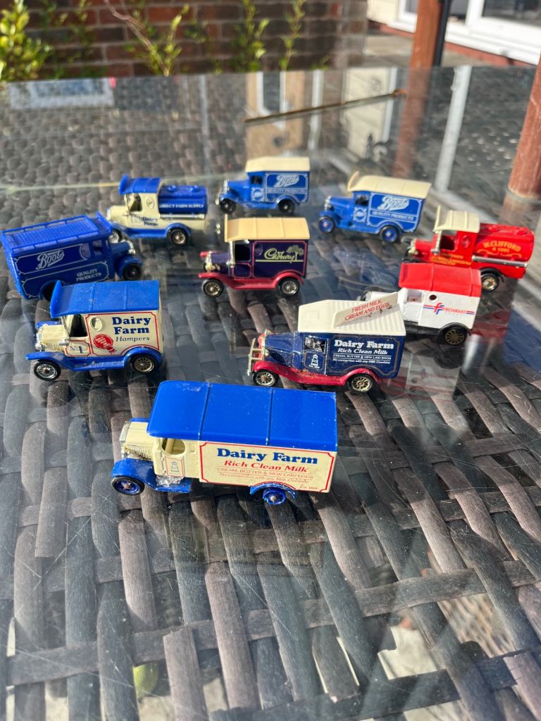10 collectible model company vans