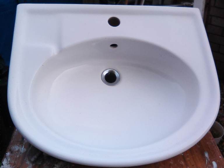 Garden sink feature,