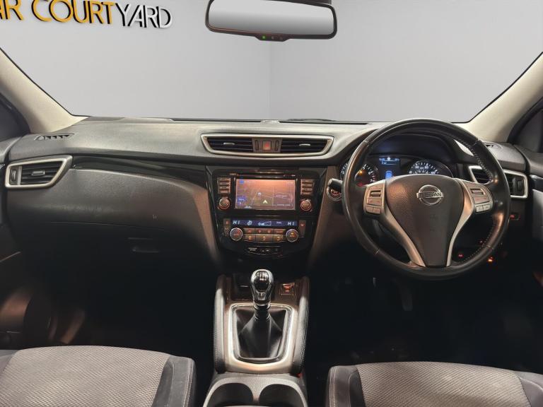 2014 Nissan Qashqai 1.2 DiG-T N-Tec 5dr HATCHBACK PETROL Manual