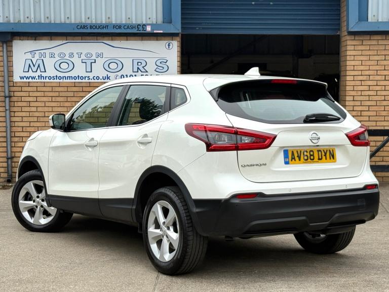 ** GREAT VALUE ** 2018 (68) Nissan Qashqai 1.5 dCi Acenta Premium 5 dr hatchback