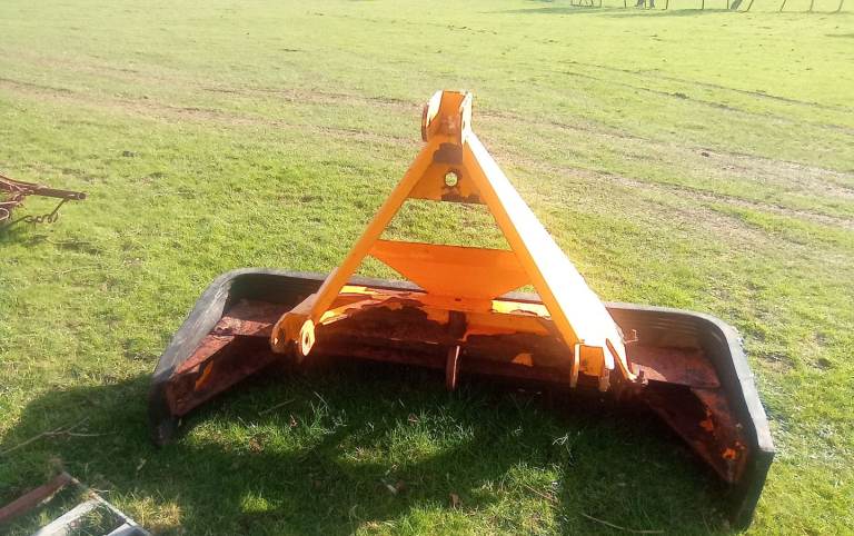 Tractor mount Yard Scraper 