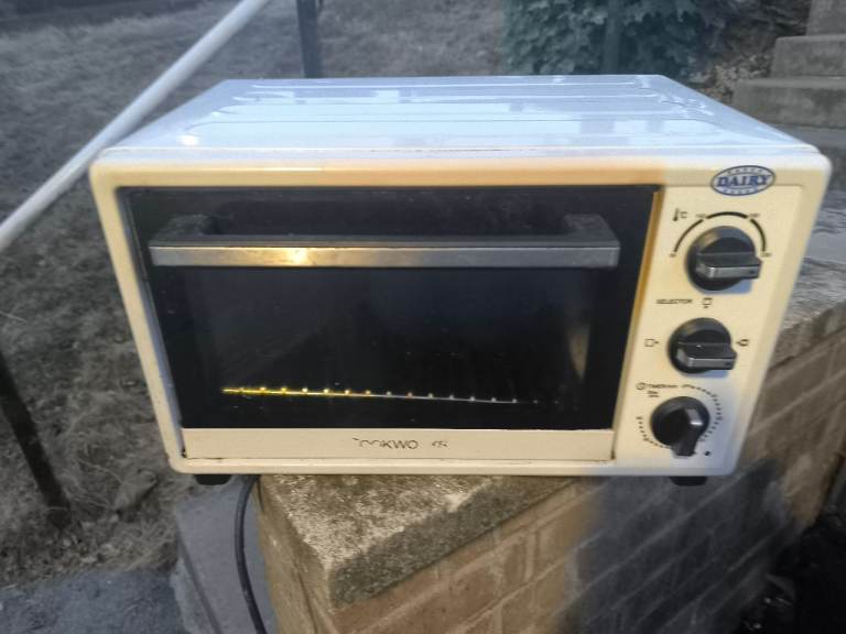Cookworks Cream Tabletop Mini Oven with Grill Function