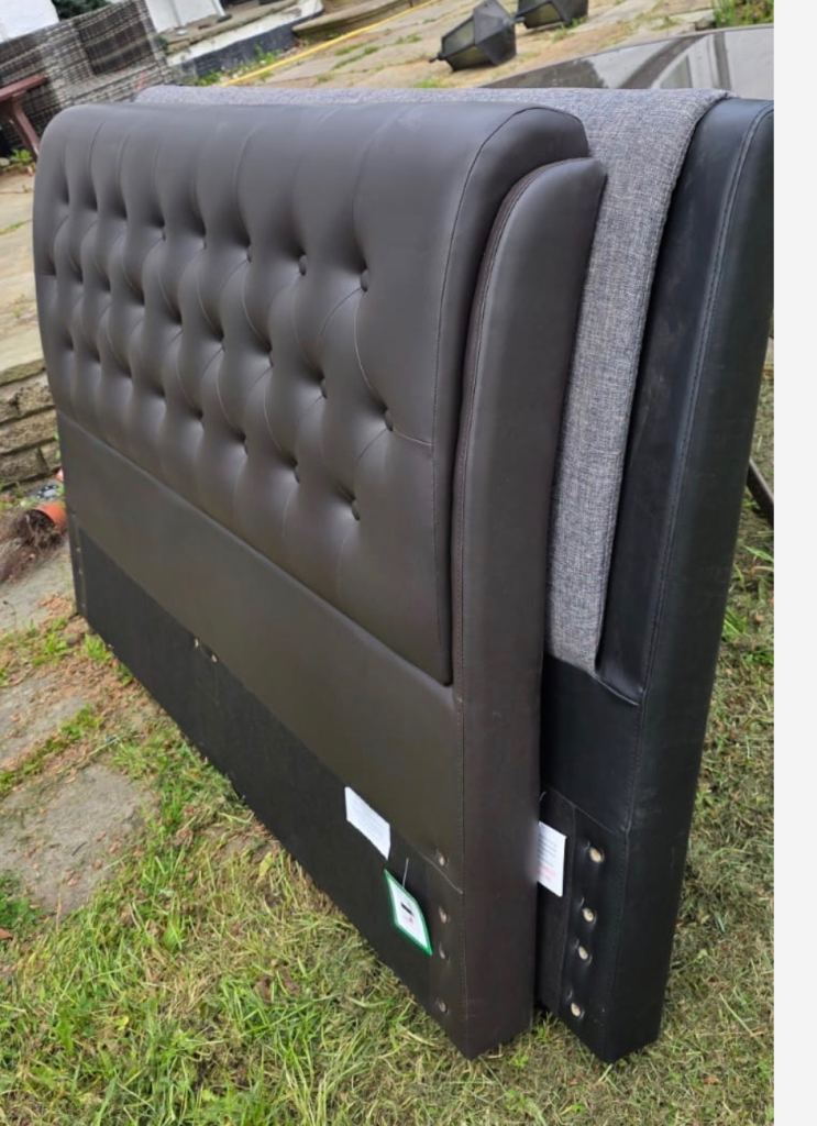 JOB LOT headboards / beds 