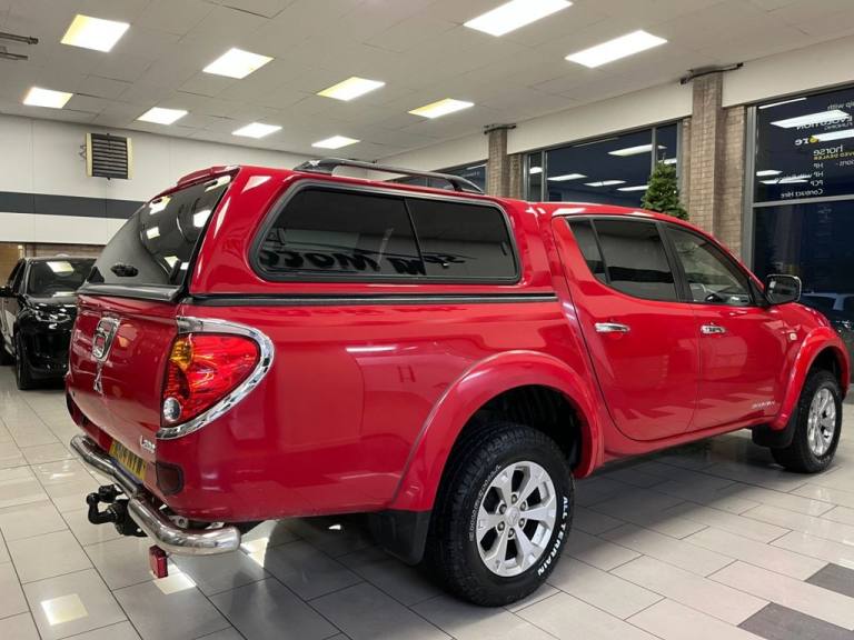 2014 Mitsubishi L200 2.5 DI-D Barbarian Pickup Double Cab 4dr Diesel Manual 4WD Euro 5 (LB) (175 ...