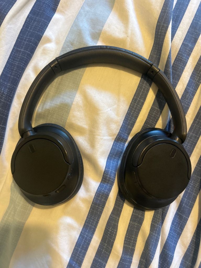 Sony WH-CH720N 
