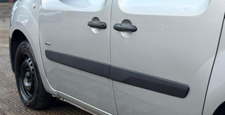 2016 Mercedes-Benz Citan 1.5 109 CDI BlueEfficiency L2 Euro 6 (s/s) 5dr Diesel