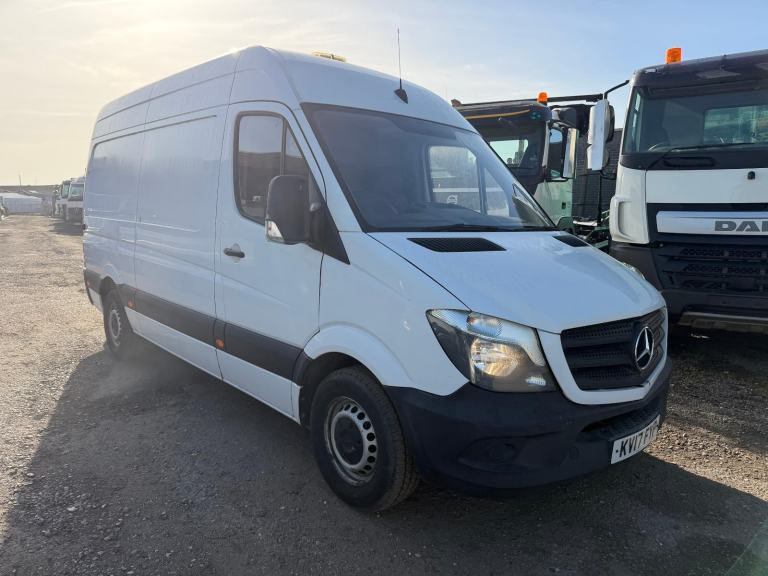 Mercedes-Benz Sprinter MWB Panel Van