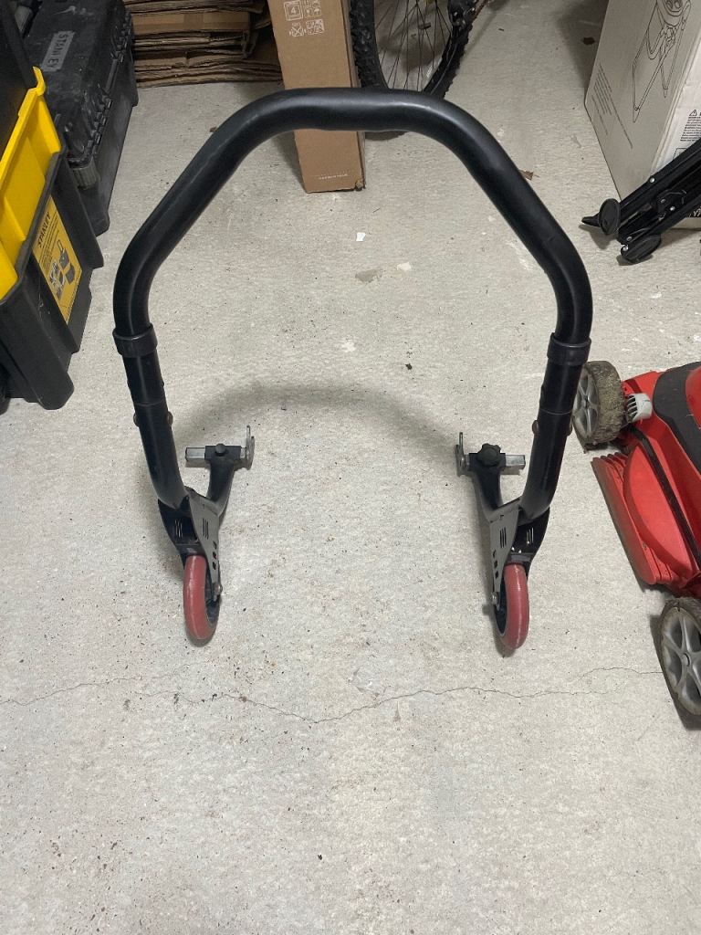 Motorbike rear wheel stand 