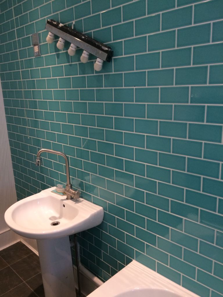 EXPERIENCED AND RECOMMENDED TILER LONDON