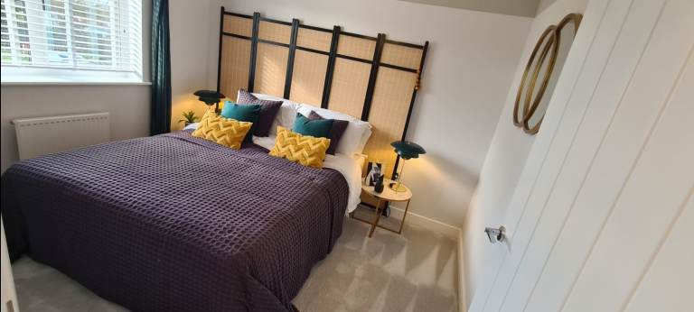 Spacious Double Room with Private Bathroom – New Build – Stevenage – £885 (Bills Included)
