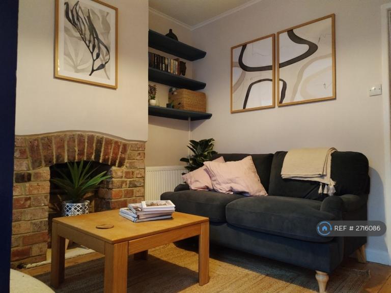 2 bedroom house in Union Street, Cheltenham, GL52 (2 bed) (#2716086)