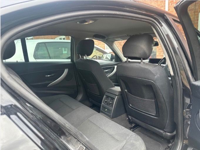 BMW, 3 SERIES, Saloon, 2012, Manual, 1995 (cc), 4 doors