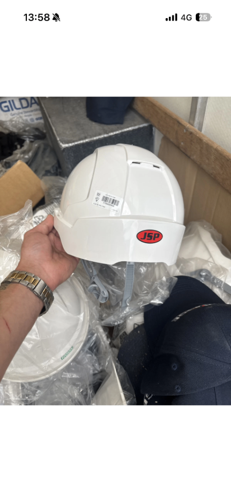 Job lot safety hard hats 