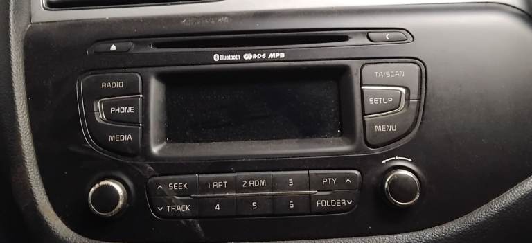 2013 KIA CEED STEREO 