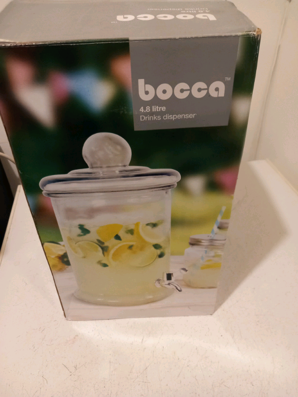 Drinks dispenser 