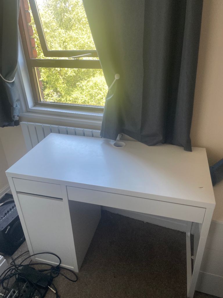White Office Desk with Drawer and Cabinet – Good Condition