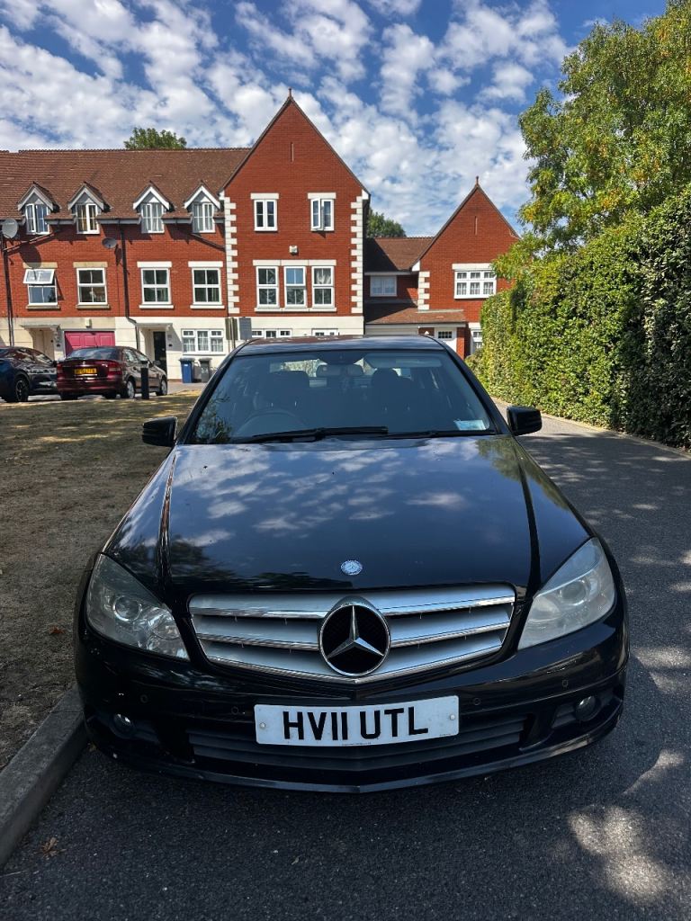 Mercedes-Benz C180 Blue Efficiency 2011