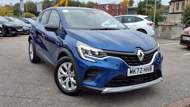 image for 2022 Renault Captur 1.0 TCE 90 Iconic Edition 5dr Hatchback Petrol Manual
