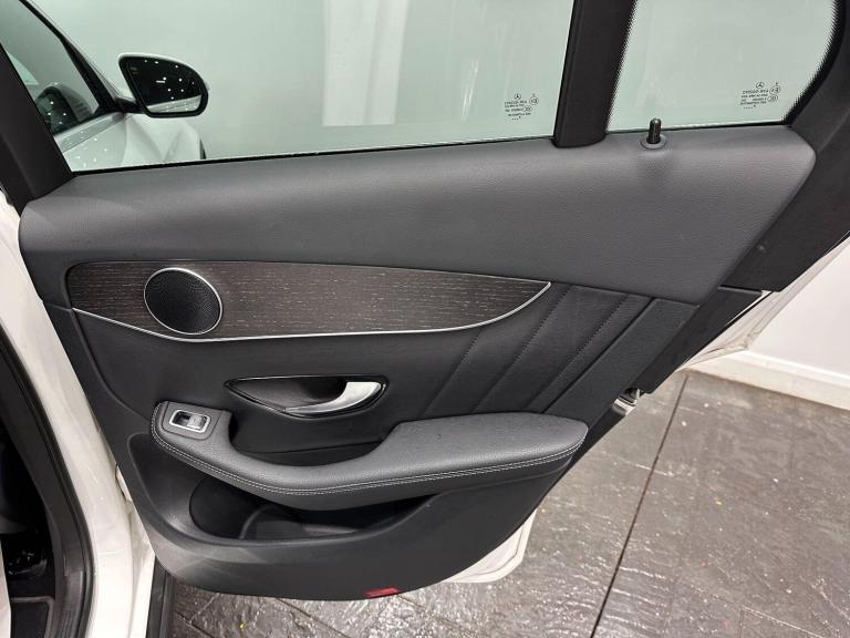 2019 Mercedes-Benz GLC GLC 220d 4Matic AMG Line 5dr 9G-Tronic ESTATE DIESEL Automatic