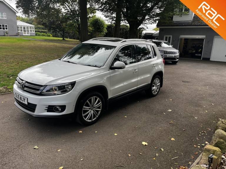 VW Tiguan 2.0Tdi 4Motion 4x4 Start stop Match,Pan Roof.FSH