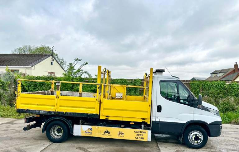 2017 IVECO DAILY TOOLBOX TIPPER 7,2 TON TARMAC CHUTES EURO-6 U-LEZ EX COUNCIL