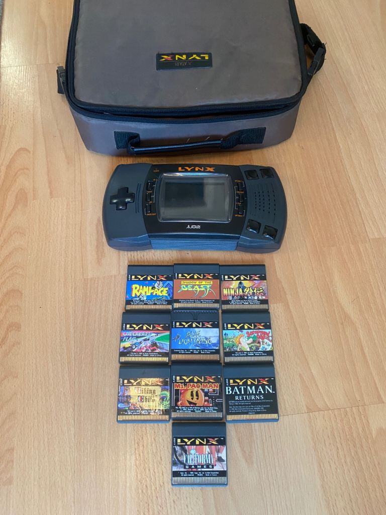 Atari lynx 2 with 10 games