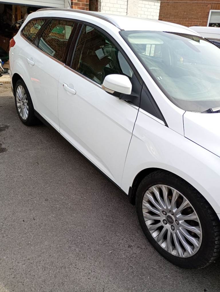 Ford 2013 Needs repairing 
