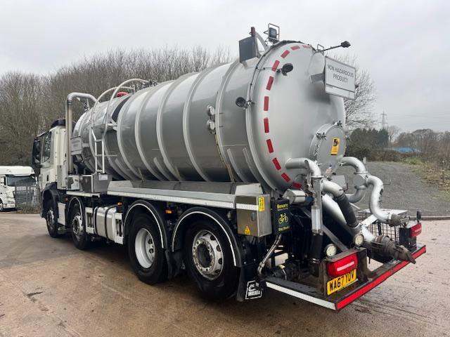 2017 67 DAF CF 440 E6 8x2 Whale stainless steel 18184ltr vac tanker Molex pump