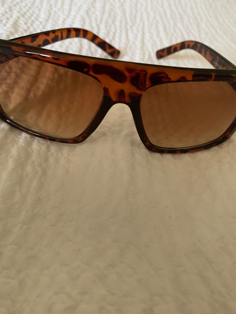 Ladies sunglasses 