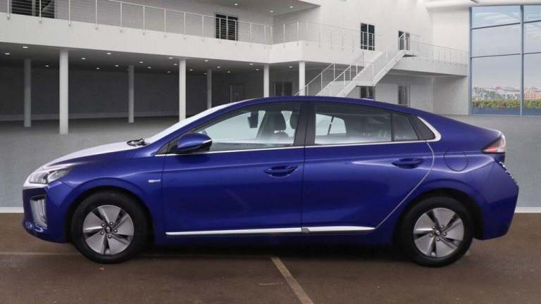 2020 Hyundai IONIQ 1.6 h-GDi Premium Hatchback 5dr Petrol Hybrid DCT Euro 6 (s/s) (141 ps) HATCHB...