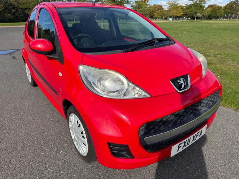 PEUGEOT 107 1.0 12V Urban 2011