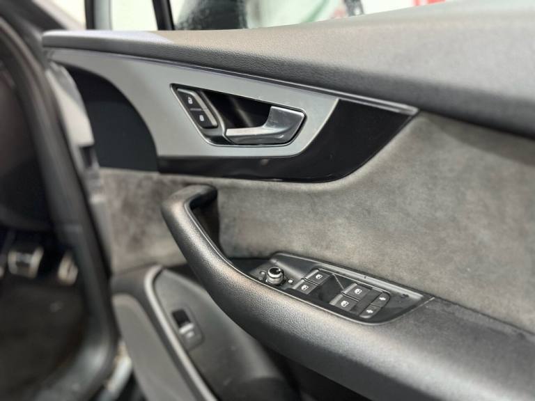 2017 Audi Q7 3.0 TDI V6 S line SUV 5dr Diesel Tiptronic quattro Euro 6 (s/s) (272 ps) ESTATE Dies...