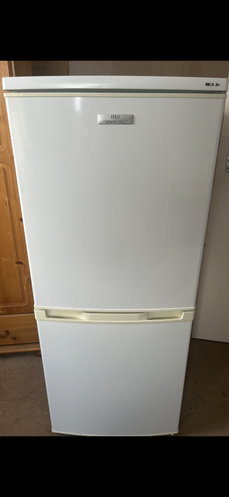 Fridge freezer in good condition 