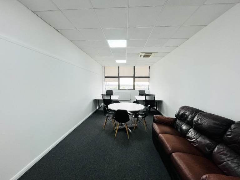 Medium Office To Rent in Park Royal NW10 