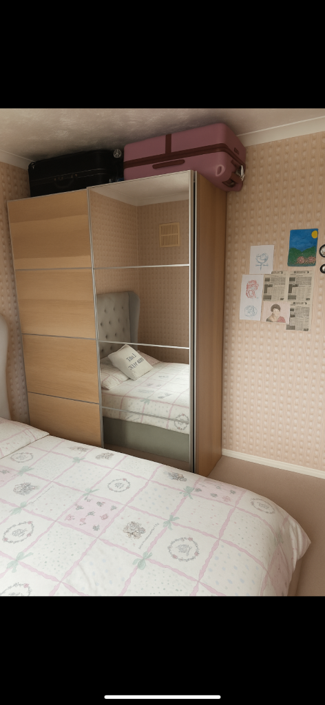 Double room for female *Urgent* (RM6)