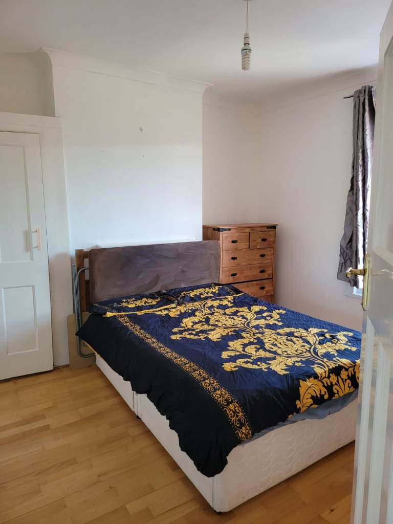 Double room to rent