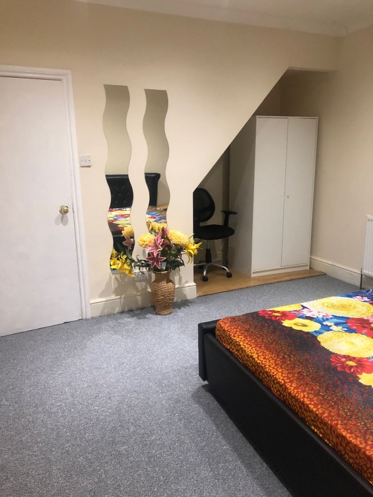 Flat to rent in Fishponds 