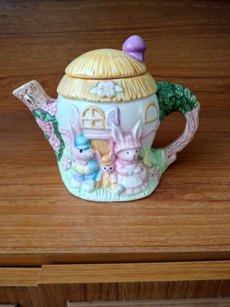Decorative Bunny House Teapot – Multicoloured, Good Condition