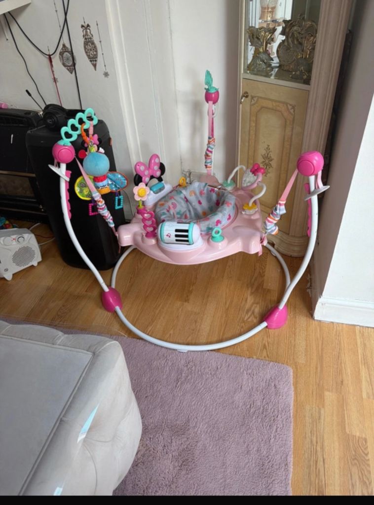 Baby bouncer 